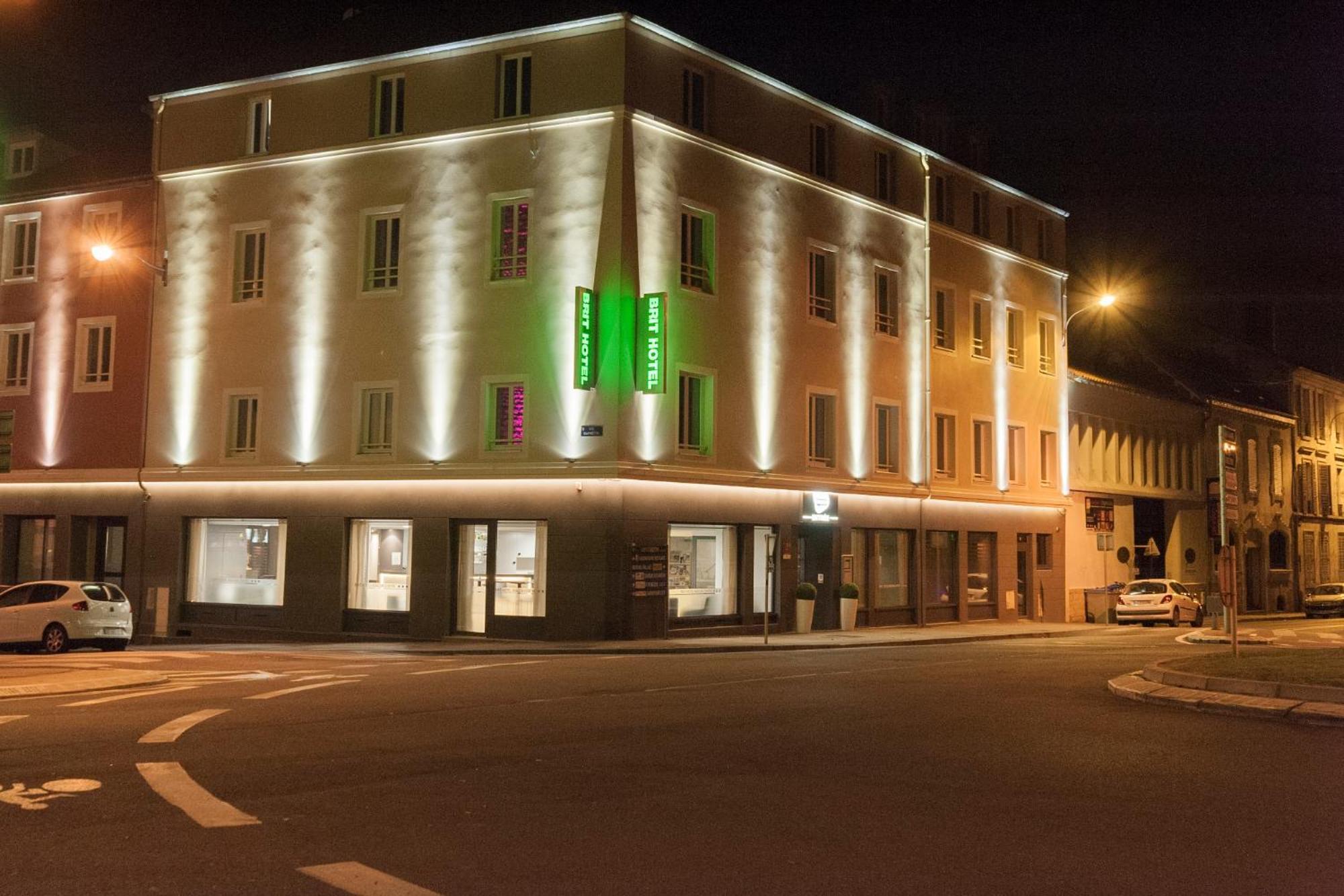 Brit Hotel Mâcon Centre Gare Exterior foto